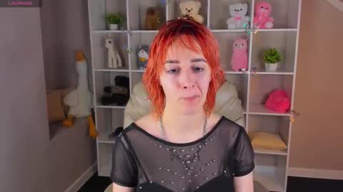 Snapshot of linda_jonys chatting on 12.02.25 Linda online show from 12.02.25