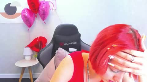 Snapshot of linda_jonys chatting on 02.14.26 Linda online show from 02.14.26