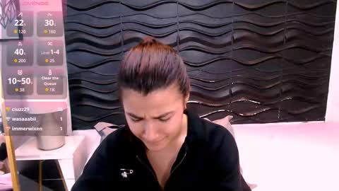Linda  online show from 09.18.25