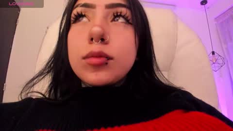 Lindaa maria  online show from 10.15.25