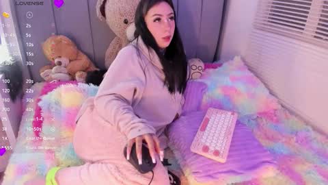 Lindaa maria  online show from 01.18.26