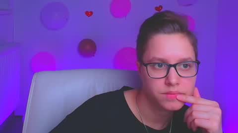 Linda online show from 02.23.25