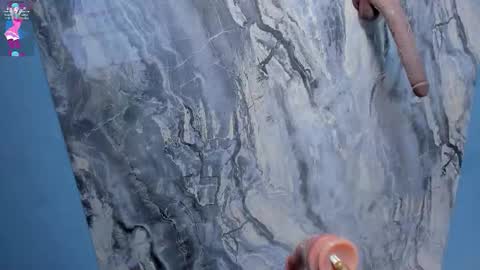 linda_sofi__ online show from 10.26.25