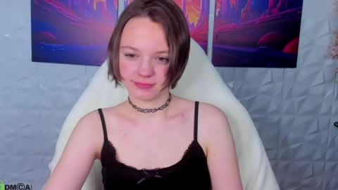 Snapshot of lindaa_bell chatting on 04.25.26 My real name is Olivia online show from 04.25.26
