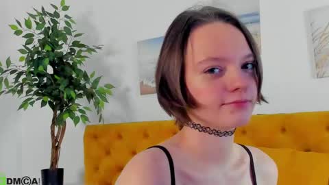 Snapshot of lindaa_bell chatting on 04.29.26 My real name is Olivia online show from 04.29.26