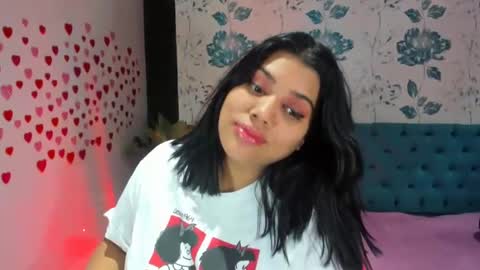    online show from 02.02.25