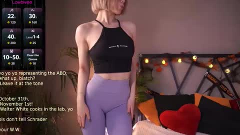 your Linda is back online show from 10.28.25