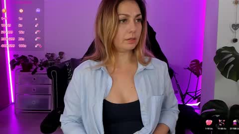 Linda  --  online show from 03.06.25