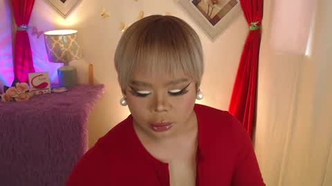 Lindsay online show from 03.03.25