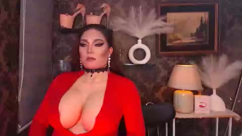 Lindsay online show from 09.26.25