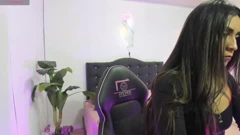 Linda  online show from 03.30.26