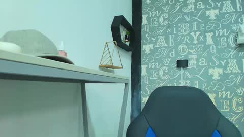  Lindsey  online show from 12.21.25