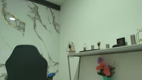  Lindsey  online show from 02.11.26