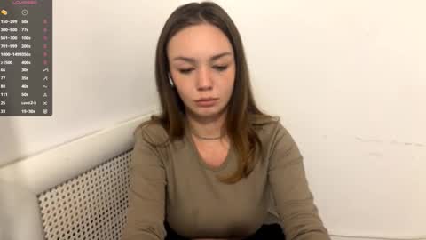 Snapshot of lindseytammo chatting on 09.29.25 Kate online show from 09.29.25