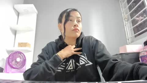 Lindsy online show from 09.27.25
