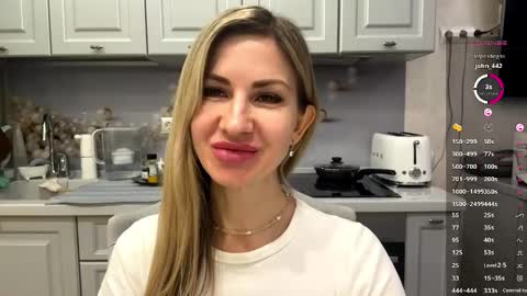 Snapshot of lindsyzinda chatting on 02.09.26 Rita online show from 02.09.26