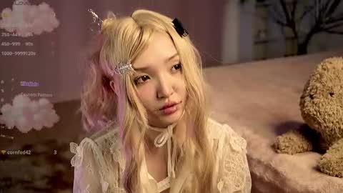 Linh -   online show from 07.22.26
