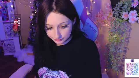 Snapshot of liniq chatting on 03.02.25 Lina online show from 03.02.25