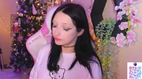 Snapshot of liniq chatting on 03.09.25 Lina online show from 03.09.25