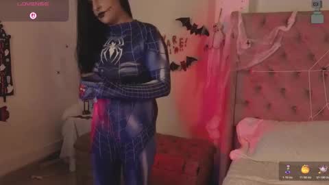 Snapshot of linoshka_1 chatting on 10.23.25 Luciana online show from 10.23.25