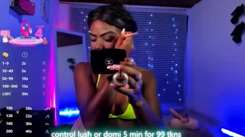 Snapshot of linsyadams chatting on 11.06.25 online show from 11.06.25