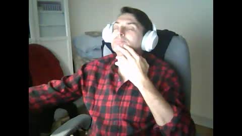 Snapshot of liongr69 chatting on 02.12.25 liongr69 online show from 02.12.25