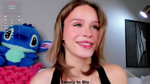 Snapshot of lipswithsweetonthem chatting on 10.14.25 Lina online show from 10.14.25