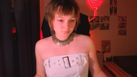 lini online show from 09.28.25
