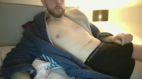 Snapshot of liquid79 chatting on 11.29.25 liquid79 online show from 11.29.25