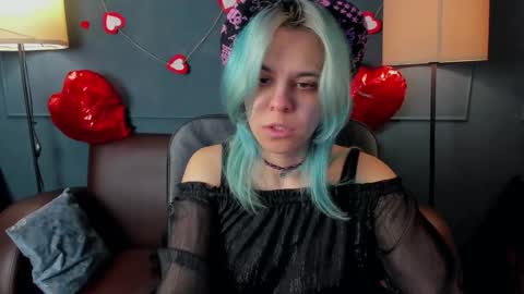 Snapshot of lirabelles chatting on 02.19.26 hello Ill be waiting for you during these hours tue 10am-5pm wed 3am-5pm thu 3am-5pm fri 3am-10am sat 10am-5pm sun 3am-1GMT online show from 02.19.26