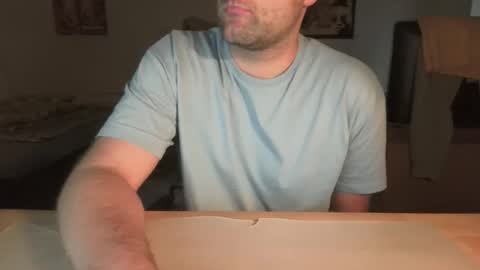 Snapshot of liropogo123456 chatting on 09.08.25 liropogo123456 online show from 09.08.25