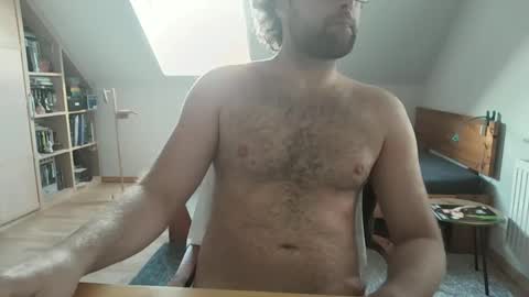 Snapshot of liropogo123456 chatting on 10.19.25 liropogo123456 online show from 10.19.25