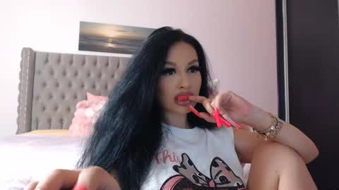 Lisa online show from 11.26.25