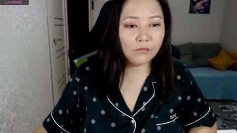 Snapshot of lisa_______ chatting on 01.06.25 Lisa Harris online show from 01.06.25