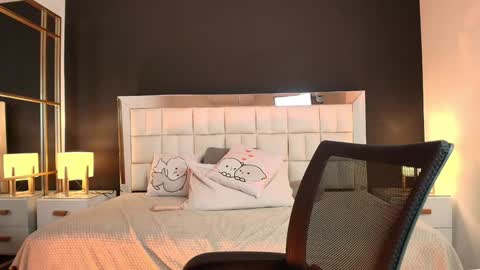 Snapshot of lisa_casper chatting on 01.07.25 Lisa online show from 01.07.25