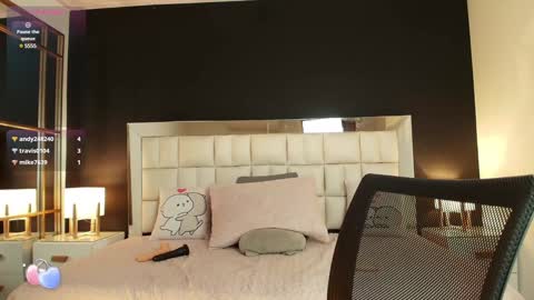 Snapshot of lisa_casper chatting on 01.09.25 Lisa online show from 01.09.25