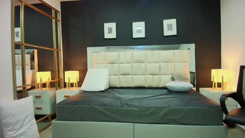 Snapshot of lisa_casper chatting on 01.20.25 Lisa online show from 01.20.25