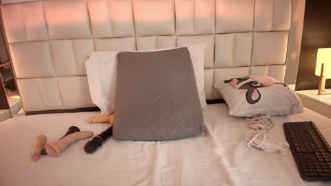 Snapshot of lisa_casper chatting on 02.03.25 Lisa online show from 02.03.25