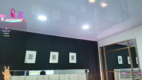 Snapshot of lisa_casper chatting on 10.03.25 Lisa online show from 10.03.25