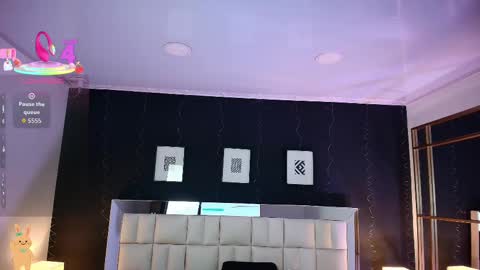 Snapshot of lisa_casper chatting on 10.04.25 Lisa online show from 10.04.25