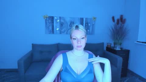 lisa_merritt online show from 06.03.26