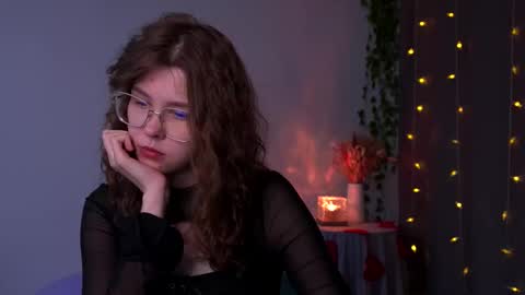 Snapshot of lisa_roses chatting on 09.25.25 Lisa online show from 09.25.25