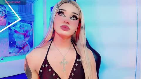 lisa_sparkleee online show from 04.11.26