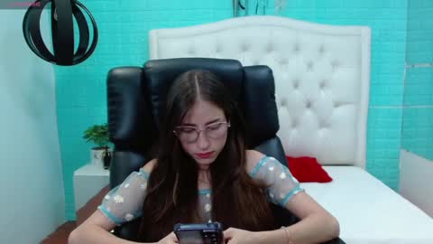 Snapshot of lisa_styleglam chatting on 03.12.25 Lisa online show from 03.12.25