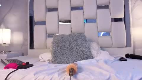 Snapshot of lisa_sweetas chatting on 06.19.26 lisa_sweetas online show from 06.19.26