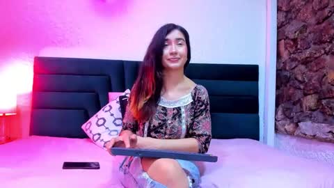 lisa white  online show from 03.08.26