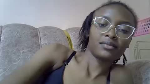 Lisaally online show from 09.24.25