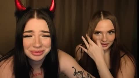 Lisa and Den online show from 11.11.25