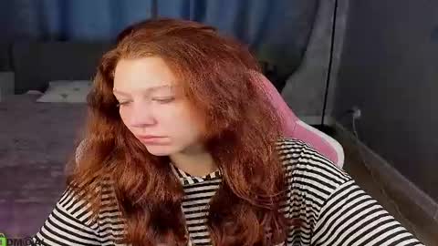 Snapshot of lisaaxfox chatting on 08.03.26 LisaFox online show from 08.03.26