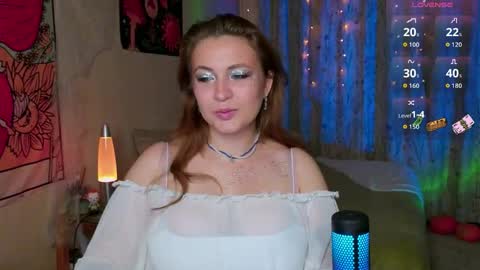 LisaCase online show from 10.21.25